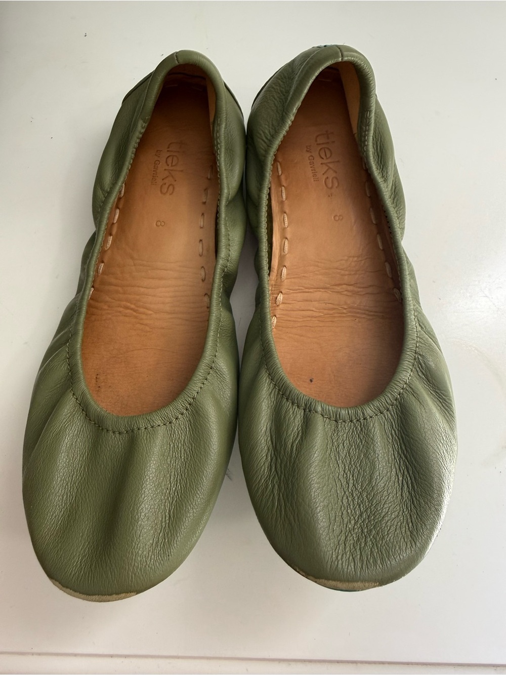 Tieks by Gavrieli size 8 Olive Ballet Flats in Green Leather